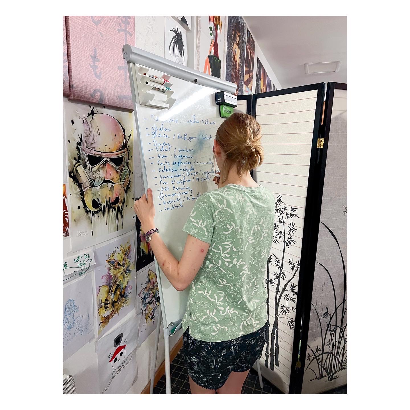 2228C821-1115-4DE9-85DC-6C2E032DE4BE